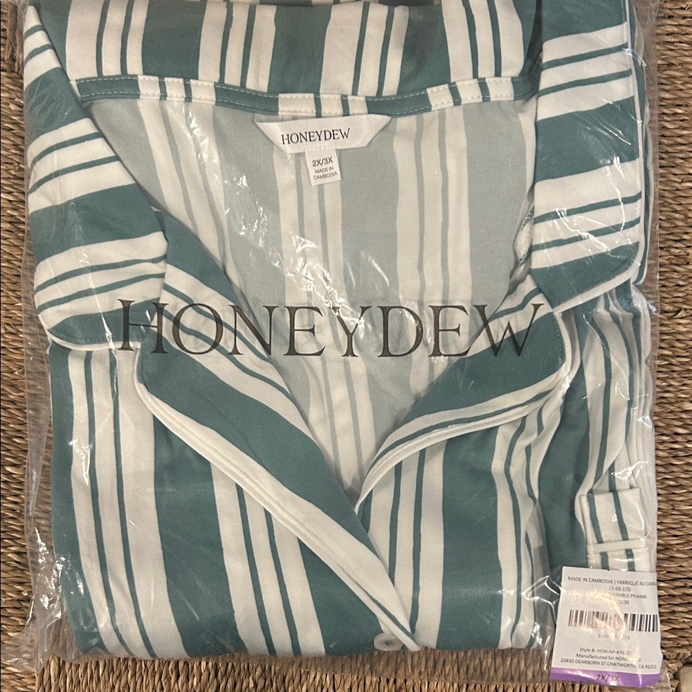 Honeydew Intimates Teal and White Pajama Set